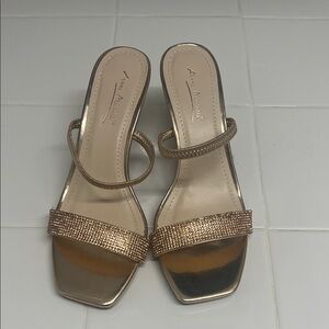 Anne Michelle Metallic Gold Heels